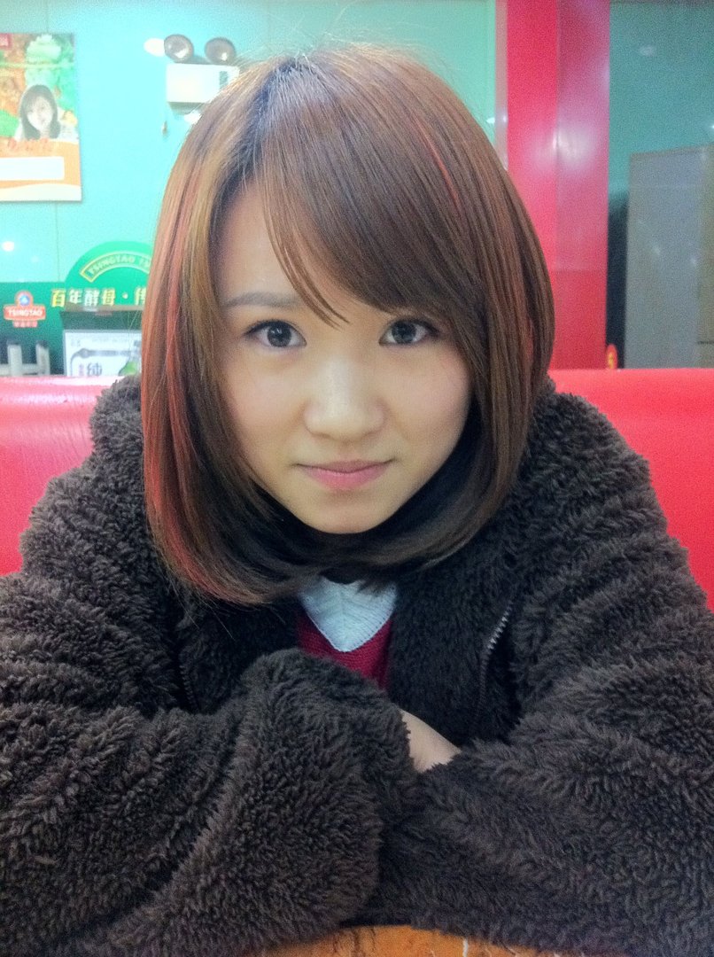 小腻腻的社会评价