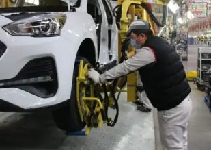 汽车出厂时拧的螺丝,为什么看不到痕迹呢?