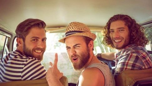 男朋友不懂得关心人，女朋友应该怎么办？