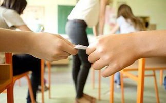 不想把自己的答案给好朋友抄，该怎么拒绝？