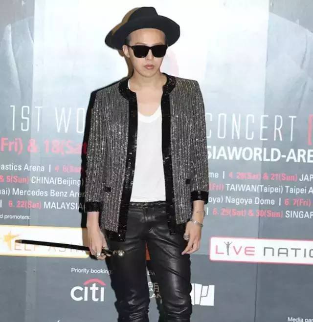 TS是什么意思？为什么有人说自己是，CD又什么意思？