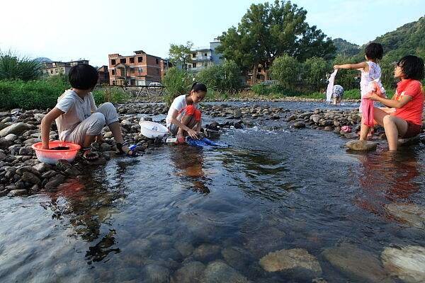 为什么正月初一不能洗头发和洗衣服？
