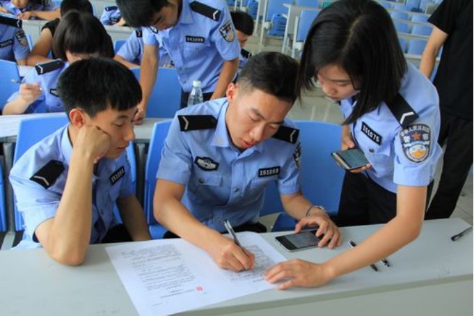 大连警校是什么学校？