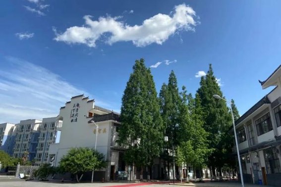 川师附中高中部在哪里