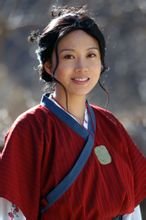 武林外传里的佟掌柜是谁演的？