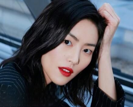 刘雯毕业于哪个学校 刘雯是哪个经纪公司的