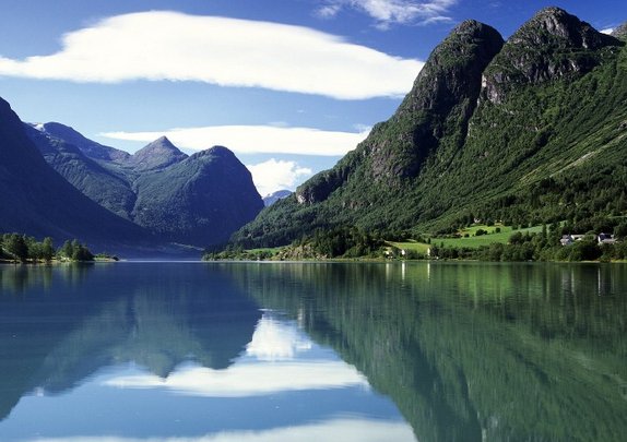 怎样才能完全的诠释爱的含义？