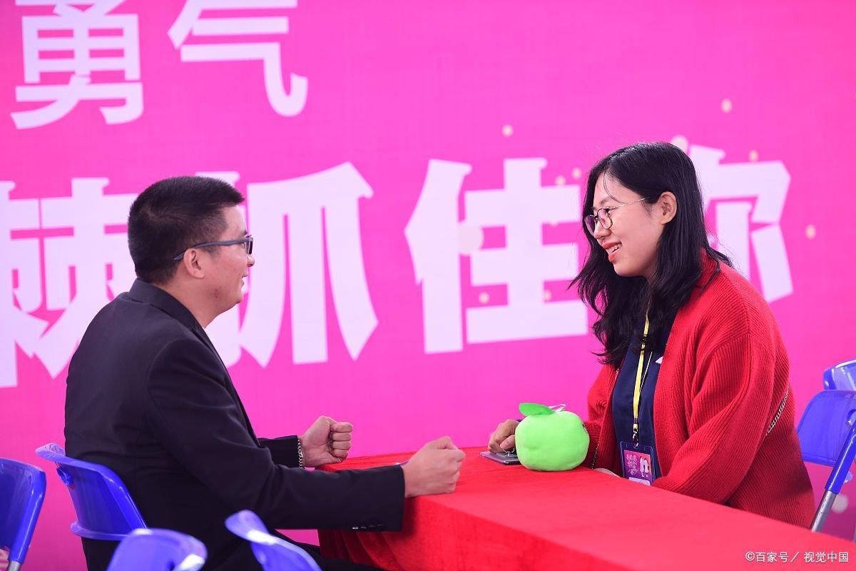 一对男女在餐馆相亲逃单，都称以为对方请客，如何看待该事件？