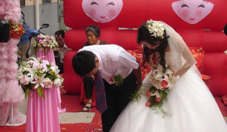 安徽年轻人初婚平均年龄突破30岁，为何初婚年龄一再推迟？