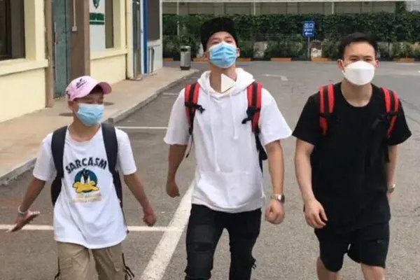 全红婵登上高中物理试卷,这名运动员为何能登上高中试卷?