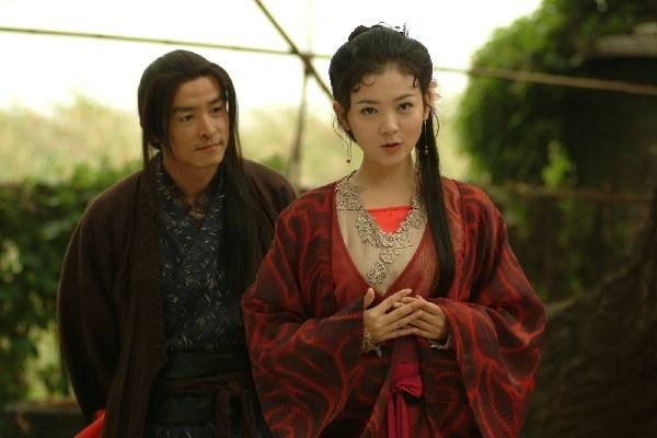 《夜光神杯》主要讲了什么？演员阵容如何？