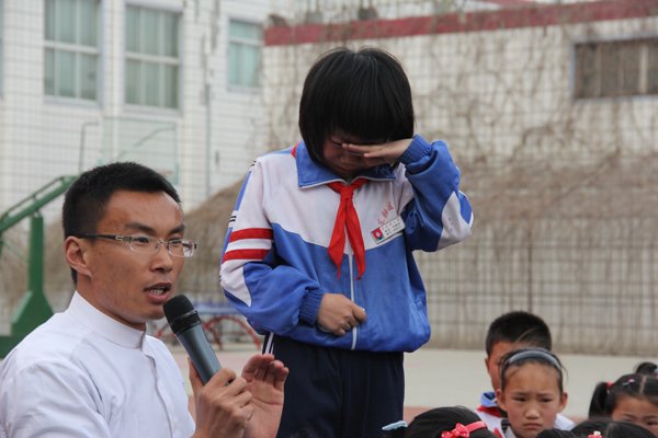 中国青少年责任与成长大讲堂的讲师阵容：