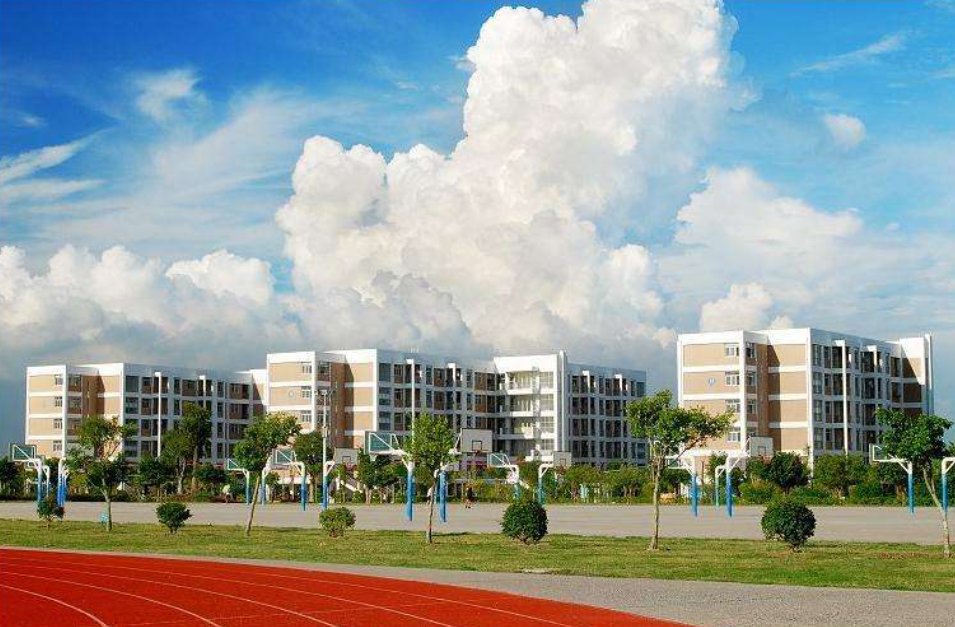 北京航空旅游专修学院是什么学历