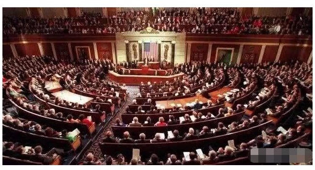 美国众议院与参议院的区别是什么，英国的上院与下院的区别？谢谢！