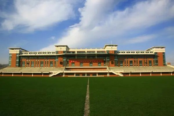 吉利学院一年学费多少