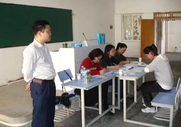 陕西招生办联系电话