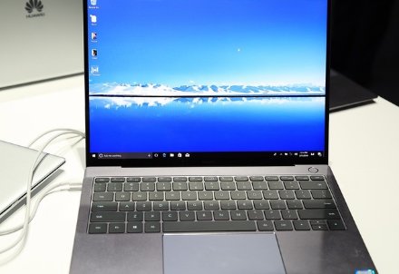 笔记本电脑屏花屏怎么回事？