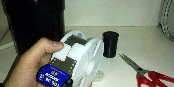 相机的胶片，自己洗，怎么洗，需要那些东西？