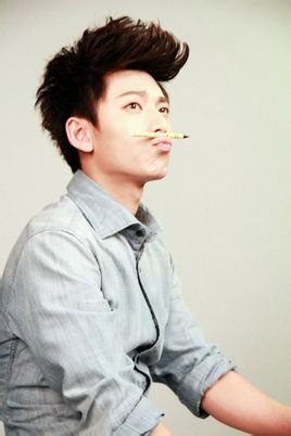 陈翔的照片和承诺的歌词，求求各位大神了！