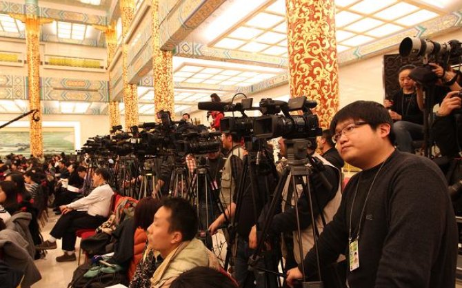 新闻媒体的作用是什么?