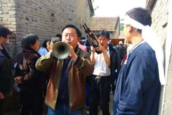 丧事用什么曲子吹？