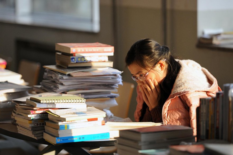 2023年国家线考研分数线公布时间