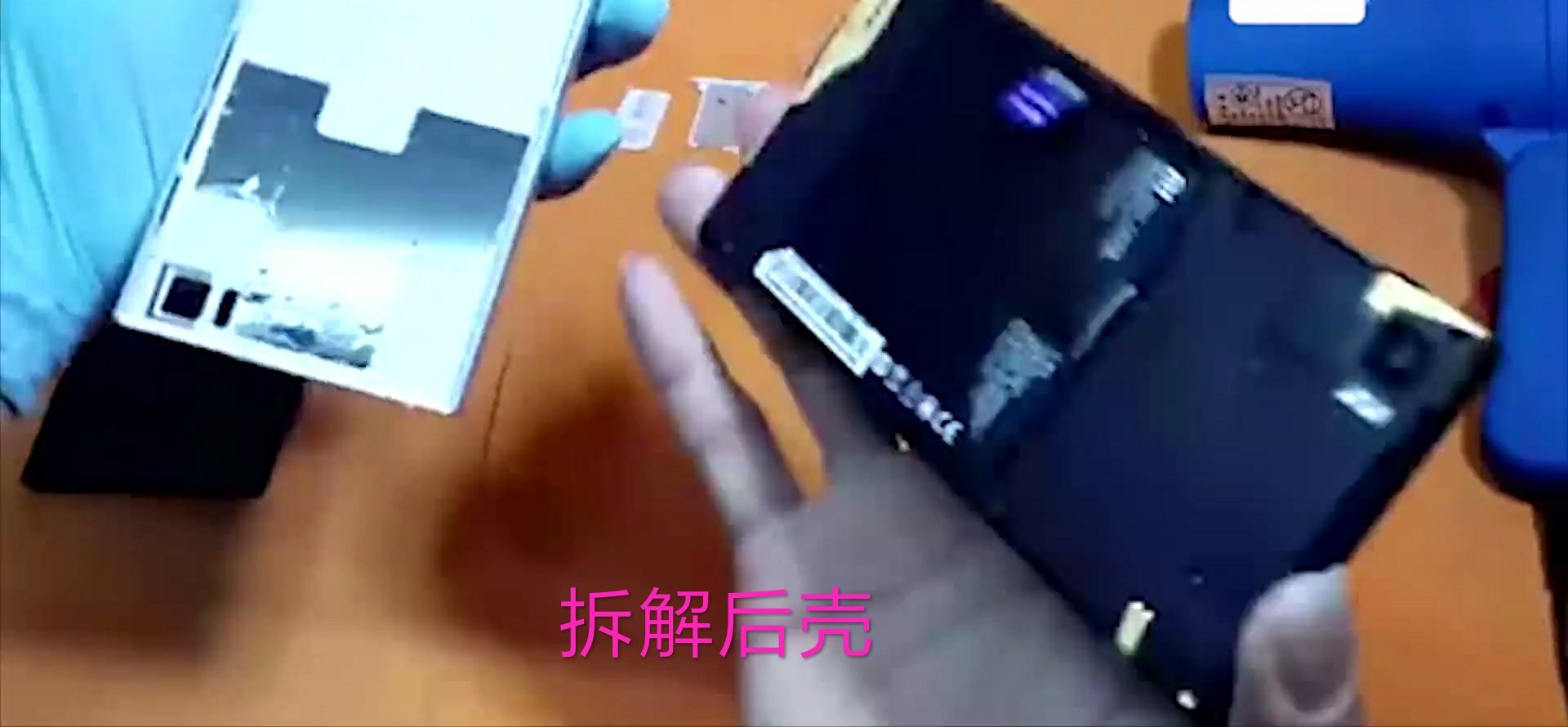 小米手机3,型号2015112怎么打开后盖,庄入卡