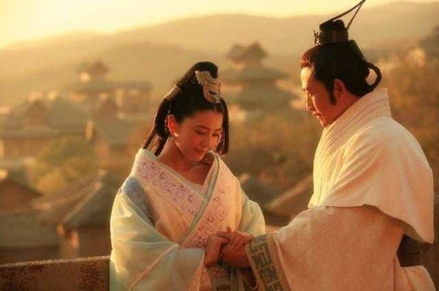 “新婚燕尔”出自“弃妇”之口？“燕尔”是什么意思？