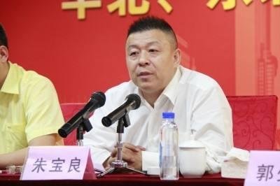 红楼集团董事长从首富沦为阶下囚，到底经历了什么？