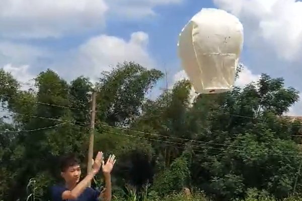 孔明灯怎么放，蜡怎么绑上走