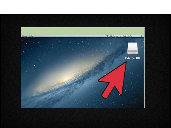 如何将台式机硬盘用数据线之类的连接到笔记本上？