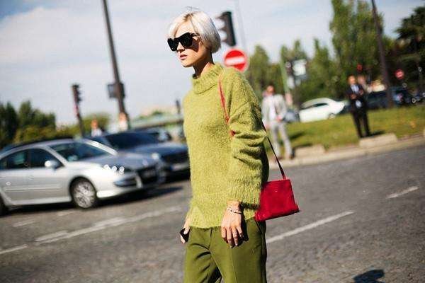 为什么说“红配绿,赛狗屁”?