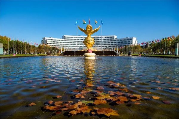 天津天狮学院学费是多少