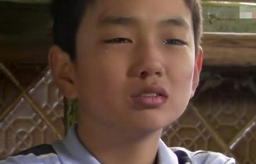 悲伤恋歌演小时候的演员