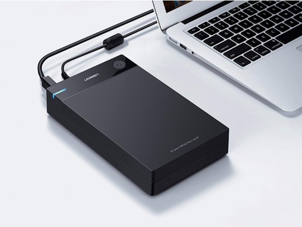 如何将台式机硬盘用数据线之类的连接到笔记本上？