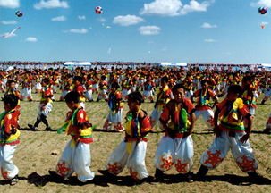 那达慕什么意思