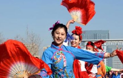 电视剧大秧歌中吴乾坤历史原型是谁？