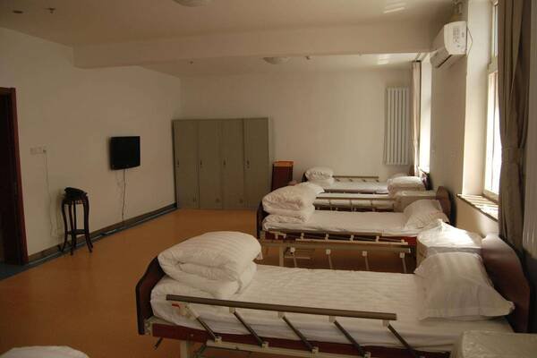 湖南9旬老人养老院内砍死81岁老太，他为何这么做？