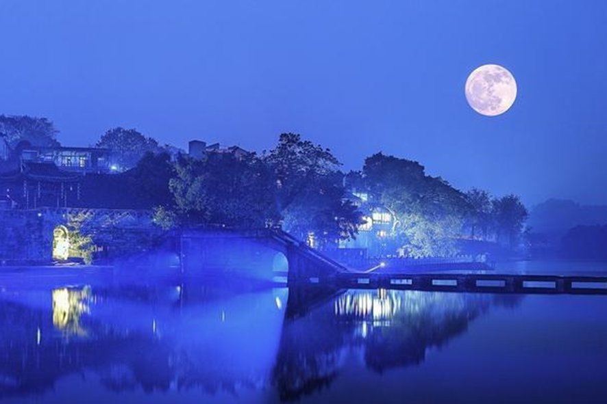 明月千里寄相思的诗词