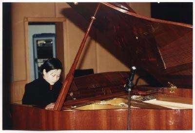 黄静裸死案回顾：历经五次尸检，男友嫌疑重大，最终却无罪释放！结果如何？