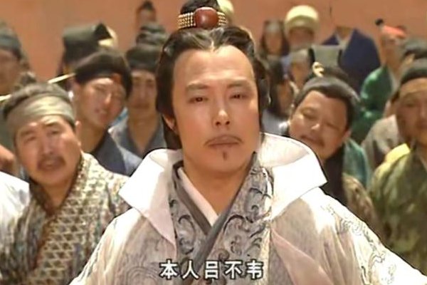 司马迁如何描写嫪毐的？