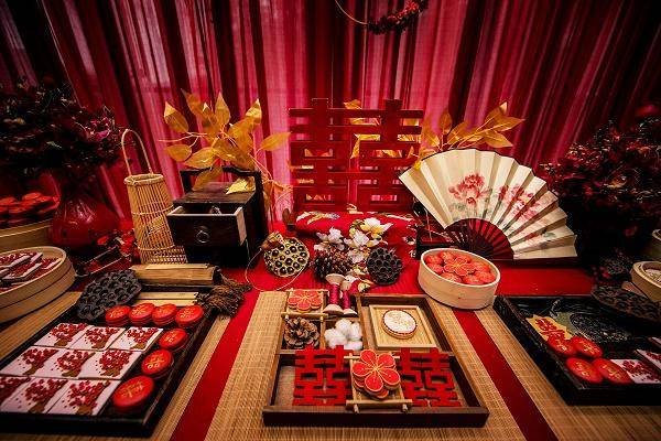 “新婚燕尔”出自“弃妇”之口？“燕尔”是什么意思？