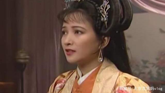 为什么对古代女侠的描述，都有种男性之风？