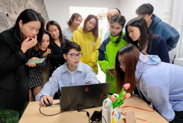 学做短视频去哪学