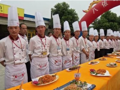 学厨师去哪些学校好