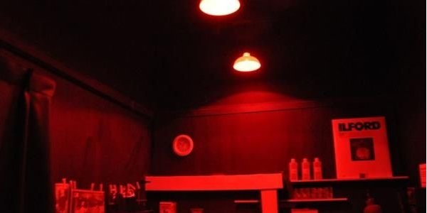 相机的胶片，自己洗，怎么洗，需要那些东西？