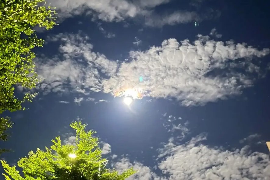 描写雨后月亮的唯美句子