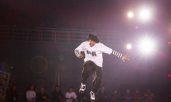 tony gogo是多少岁？,