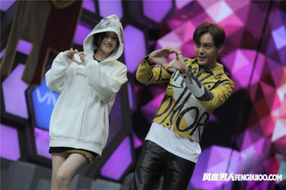 星热点：陈伟霆喜欢赵丽颖吗 陈伟霆赵丽颖在一起过吗