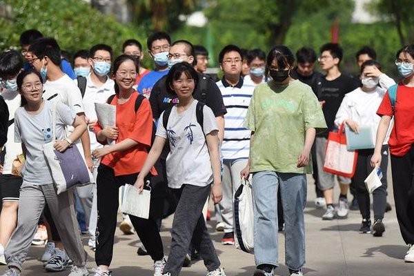 山西省中考录取分数线是多少？